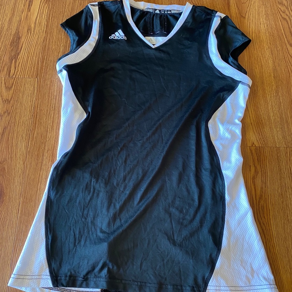 Adidas top